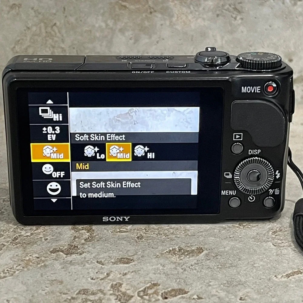 Sony Cyber-shot DSC-HX9V Digital Camera Black 16.2MP 16x Optical Zoom GPS Box